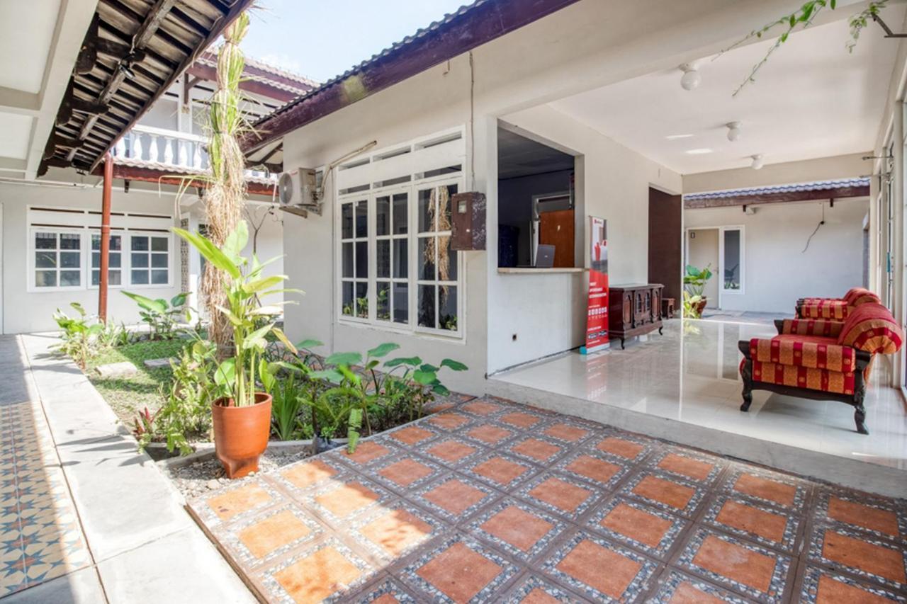 Reddoorz Near Malioboro Tugu Station Jogja 2 Hotell Yogyakarta Exteriör bild