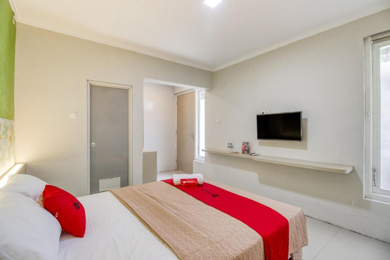 Reddoorz Near Malioboro Tugu Station Jogja 2 Hotell Yogyakarta Exteriör bild