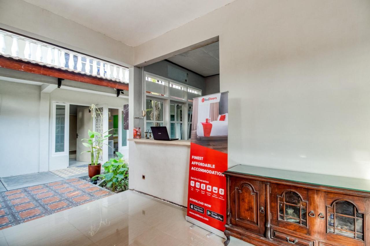 Reddoorz Near Malioboro Tugu Station Jogja 2 Hotell Yogyakarta Exteriör bild